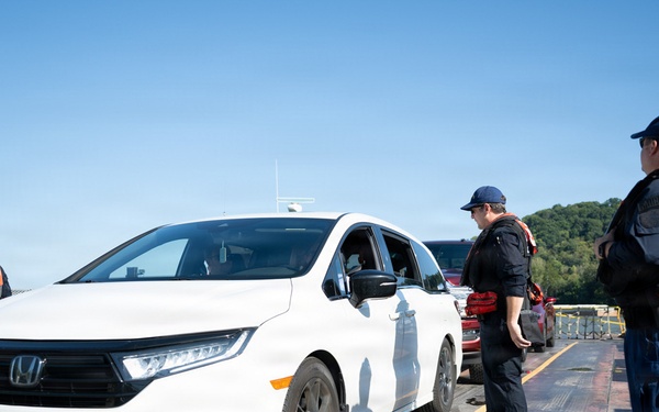 Coast Guard enforces Riverfest safety zone