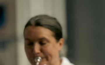 Musician 2nd Class Carrie Blosser and Navy Band Northwest brass quintet perform at Portland VA Hospital