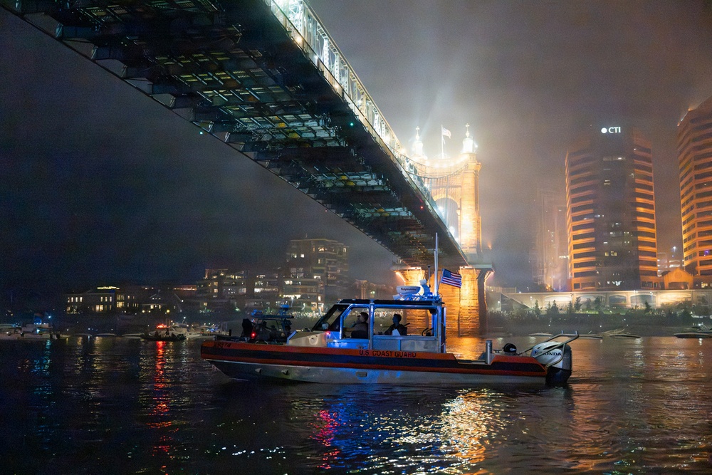 Coast Guard enforces Riverfest safety zone