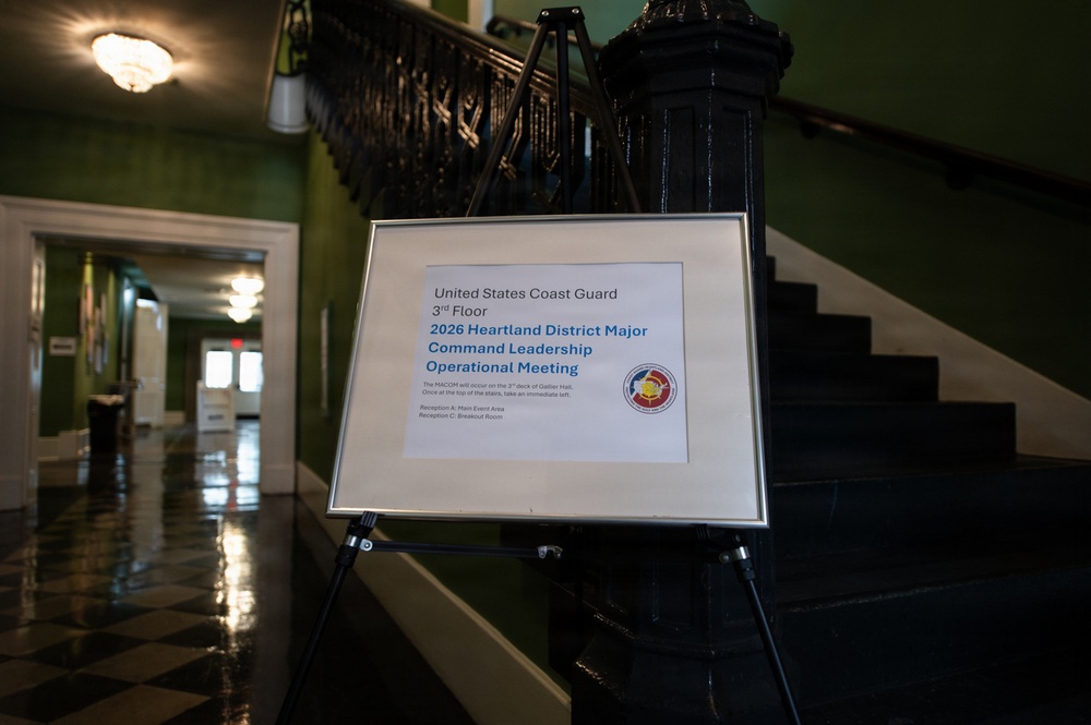 Coast Guard Heartland District host major command leadership operational meeting