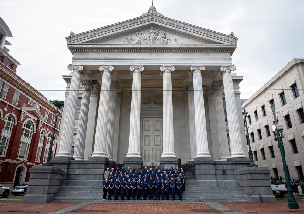 Coast Guard Heartland District host major command leadership operational meeting