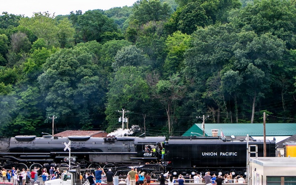 Big Boy No. 4014 at Emsworth Locks and Dams - USACE Pittsburgh District
