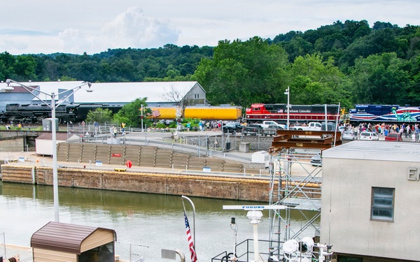 Big Boy No. 4014 at Emsworth Locks and Dams - USACE Pittsburgh District