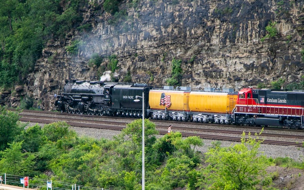 Big Boy No. 4014 at Emsworth Locks and Dams - USACE Pittsburgh District