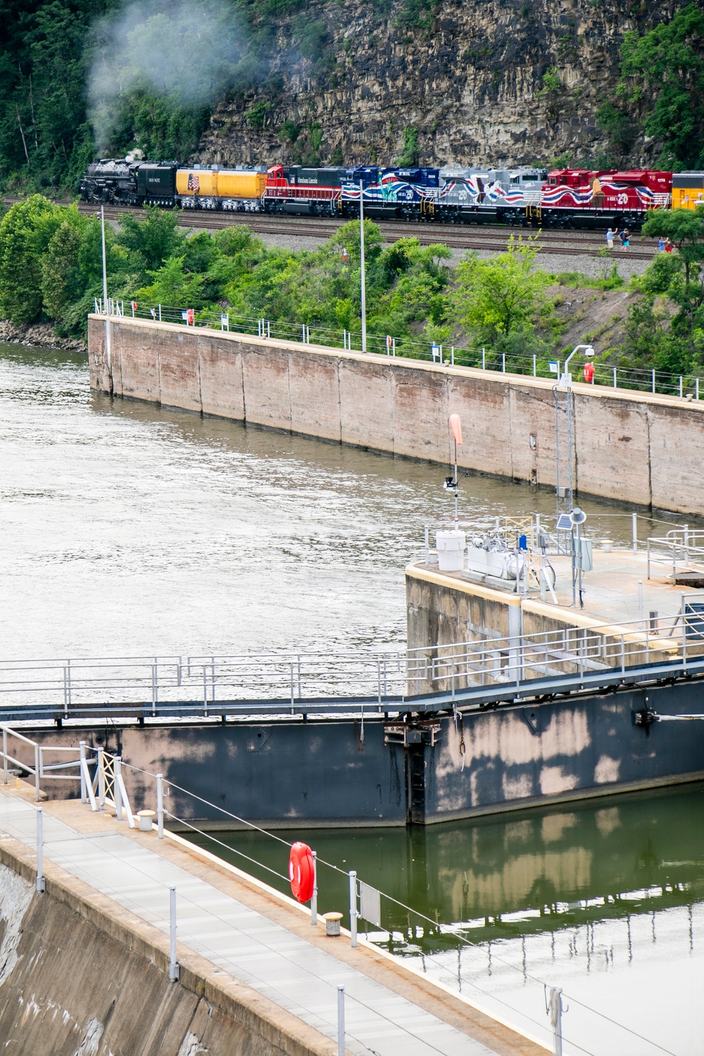 Big Boy No. 4014 at Emsworth Locks and Dams - USACE Pittsburgh District