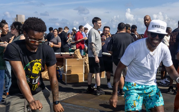 Sailors Enjoy Steel Beach Picnic Aboard George H.W. Bush