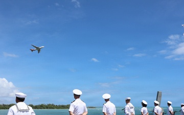 USS Carl M. Levin departs from Pearl Harbor, Hawaii