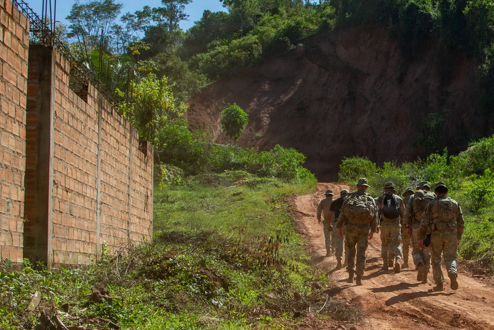 Multinational Force Leaders Conduct Recon Prior to FTX SV26