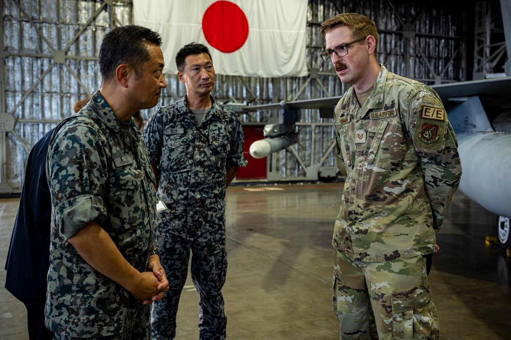 3rd Air Wing commander visits 35th Fighter Wing mission areas