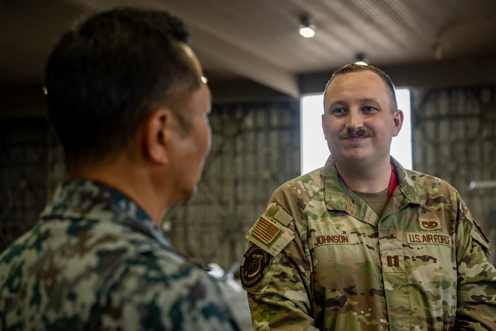 3rd Air Wing commander visits 35th Fighter Wing mission areas