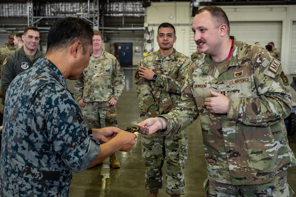 3rd Air Wing commander visits 35th Fighter Wing mission areas