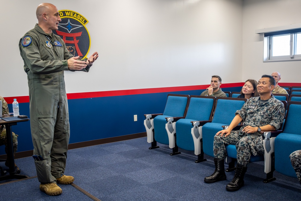 3rd Air Wing commander visits 35th Fighter Wing mission areas