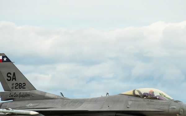 149th Fighter Wing Arrives to Alpena for Operation Northern Cactus