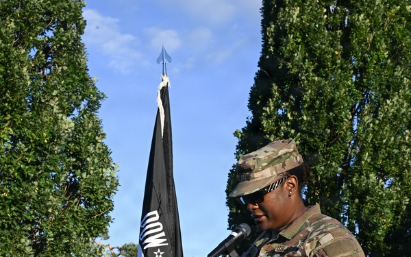 521 AMOW leaders carry flag, honor POW/MIAs during 24-hour run