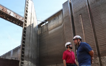 Barkley Lock dewatering reinforces major navigation artery
