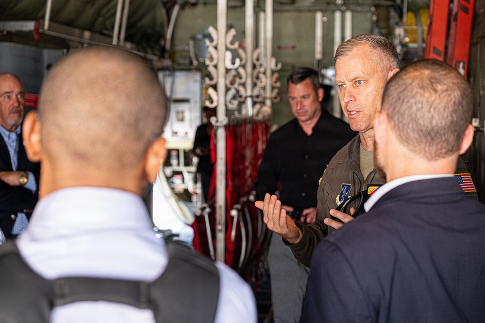 Sen. Eric Schmitt staff delegates tour the 139th Airlift Wing