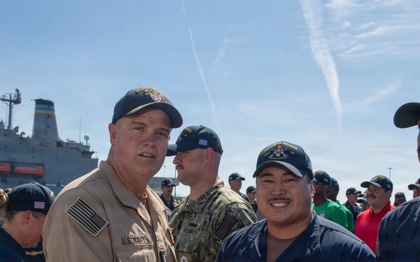 SURFLANT Visits USS James E. Williams (DDG 95)