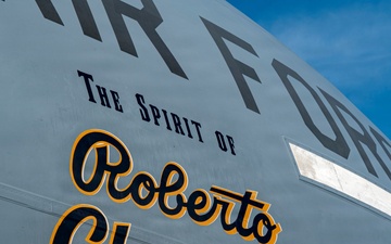 The Spirit of Roberto Clemente: 911th AW honors “The Great One”
