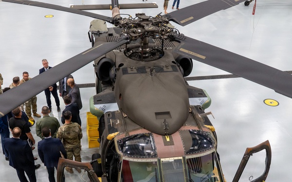 Croatian Deputy Prime Minister, Defence Minister visits Alabama, receives Army FMS update