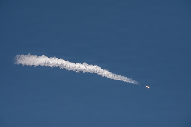 Falcon 9 Launches O3b mPOWER-F from Cape Canaveral