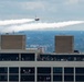 Thunderbirds perform during Chicago Air and Water Show