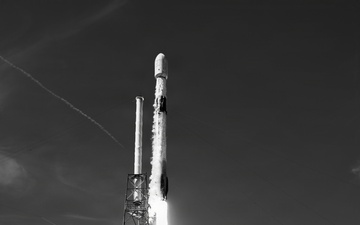 Falcon 9 Launches O3b mPOWER-F from Cape Canaveral