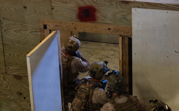 EOTG Hosts Close-Quarters Battle Training at Stone Bay