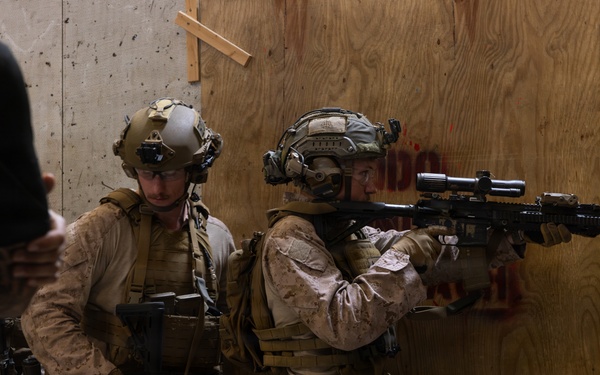 EOTG Hosts Close-Quarters Battle Training at Stone Bay