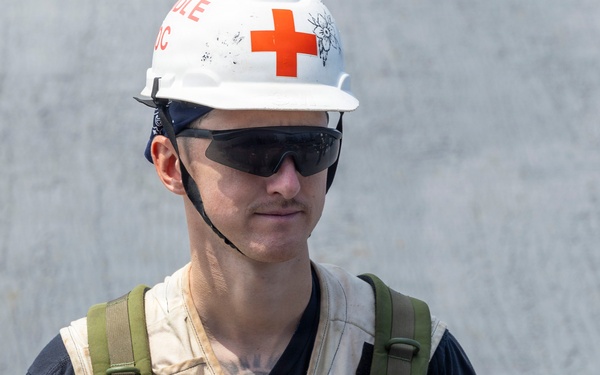 Delbert D. Black Conducts Replenishment-at-Sea with USNS Henry J. Kaiser