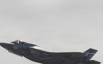 VMFA-533 strengthens U.S. Pacific presence through flight operation