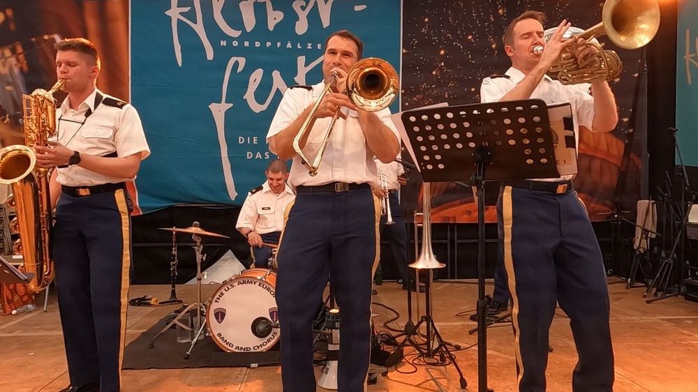 USAREUR-AF Band’s Rhine River Ramblers Perform at Nordpfälzer Herbstfest