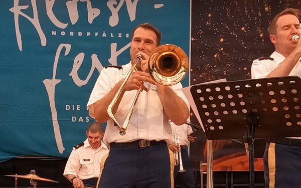 USAREUR-AF Band’s Rhine River Ramblers Perform at Nordpfälzer Herbstfest