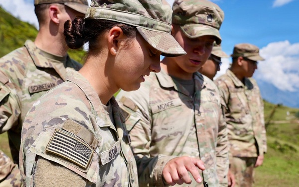 U.S., Indian Army Soldiers train together on counterterrorism operations during Yudh Abhyas 2026