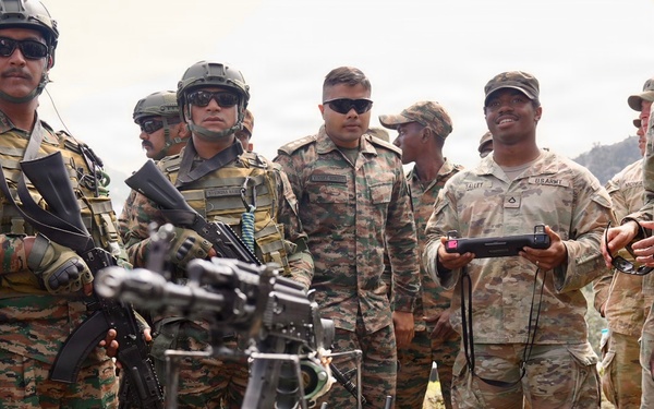 U.S., Indian Army Soldiers train together on counterterrorism operations during Yudh Abhyas 2026