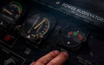 KC135 supports F35 operations in CENTCOM AOR