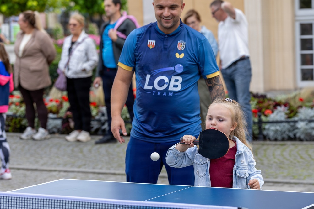 1ID Band Energizes Bolesławiec