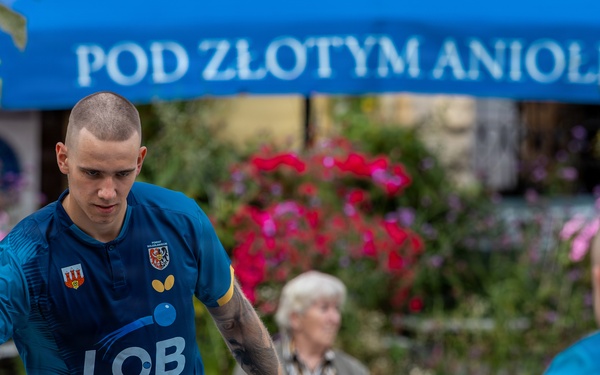 1ID Band Energizes Bolesławiec