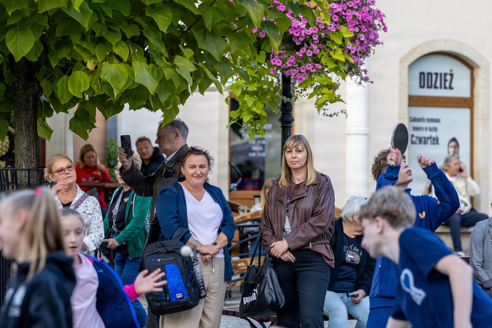 1ID Band Energizes Bolesławiec