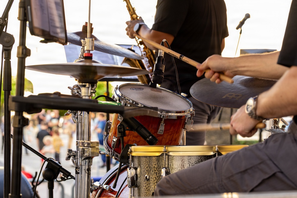 1ID Band Energizes Bolesławiec