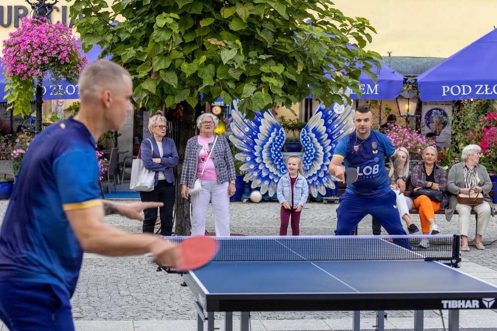 1ID Band Energizes Bolesławiec