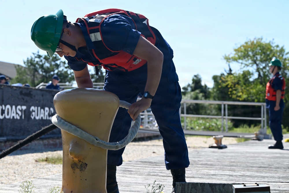 Training Center Cape May Recruit Seamanship