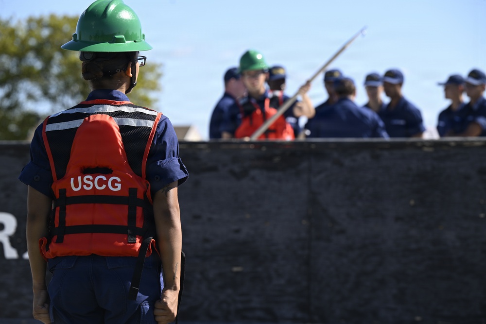 Training Center Cape May Recruit Seamanship