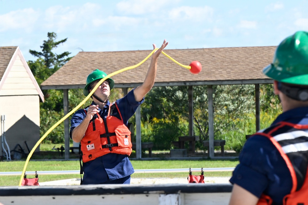 Training Center Cape May Recruit Seamanship