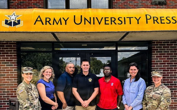 Army leaders urge stronger writing culture, more junior voices at Harding Project workshop