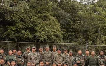 SMMC Visits Marines with Joint Security Cooperation Group - Panama and Panamanian Partners
