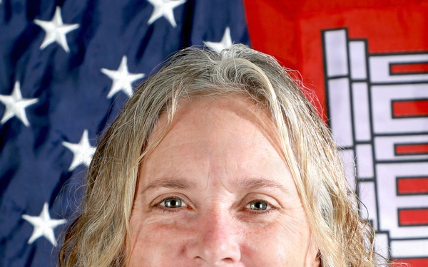 Margaret Crawford, Buffalo District biologist, earns USACE Regulator of the Year award
