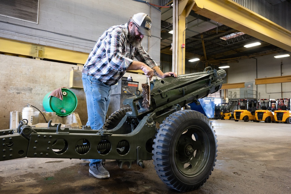 Preserving firepower: Fort Leonard Wood LRC keeps Army artillery heritage alive