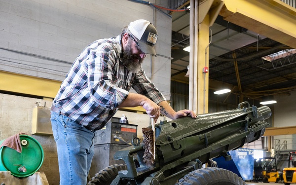 Preserving firepower: Fort Leonard Wood LRC keeps Army artillery heritage alive