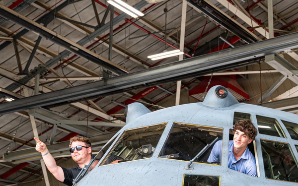 Missouri Rep. Sam Graves staff delegates tour the 139th Airlift Wing
