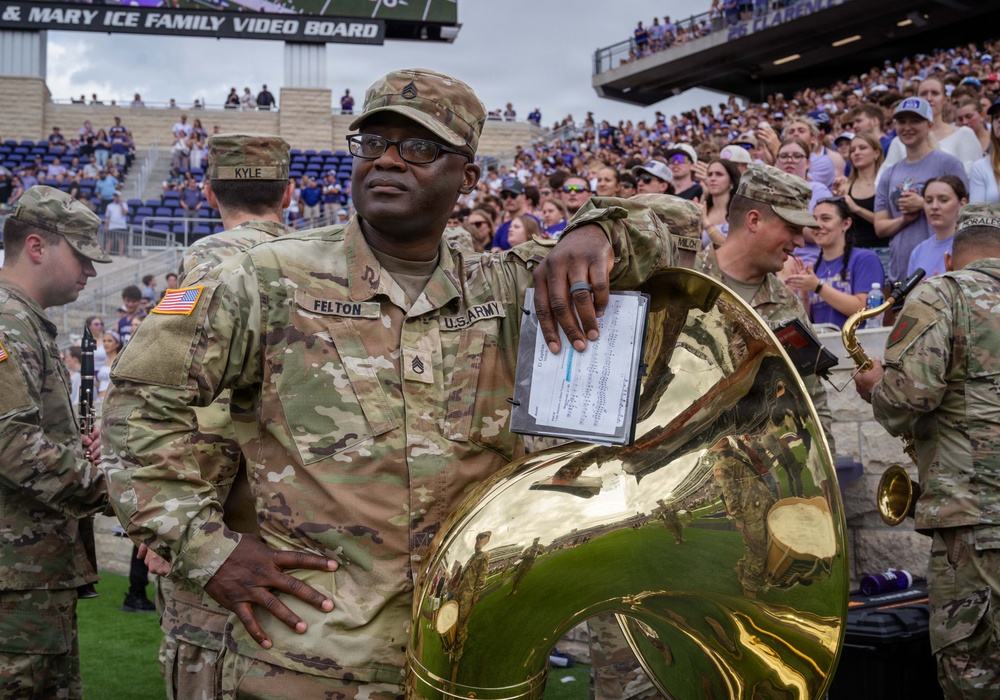 K-State and 1ID Join Forces for Annual Fort Riley Day Football Game